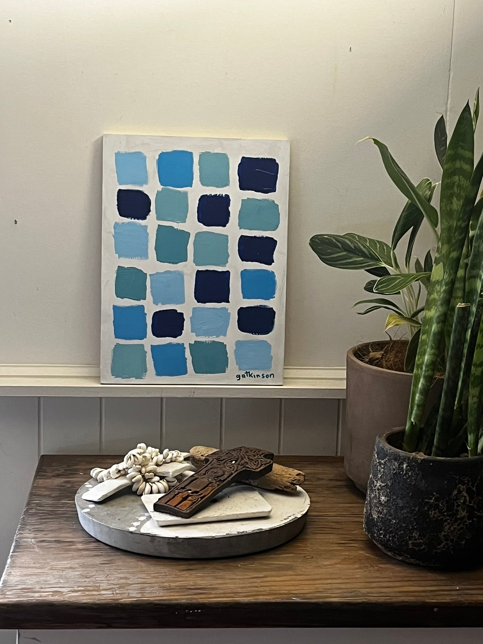 Calm, grounded + centred